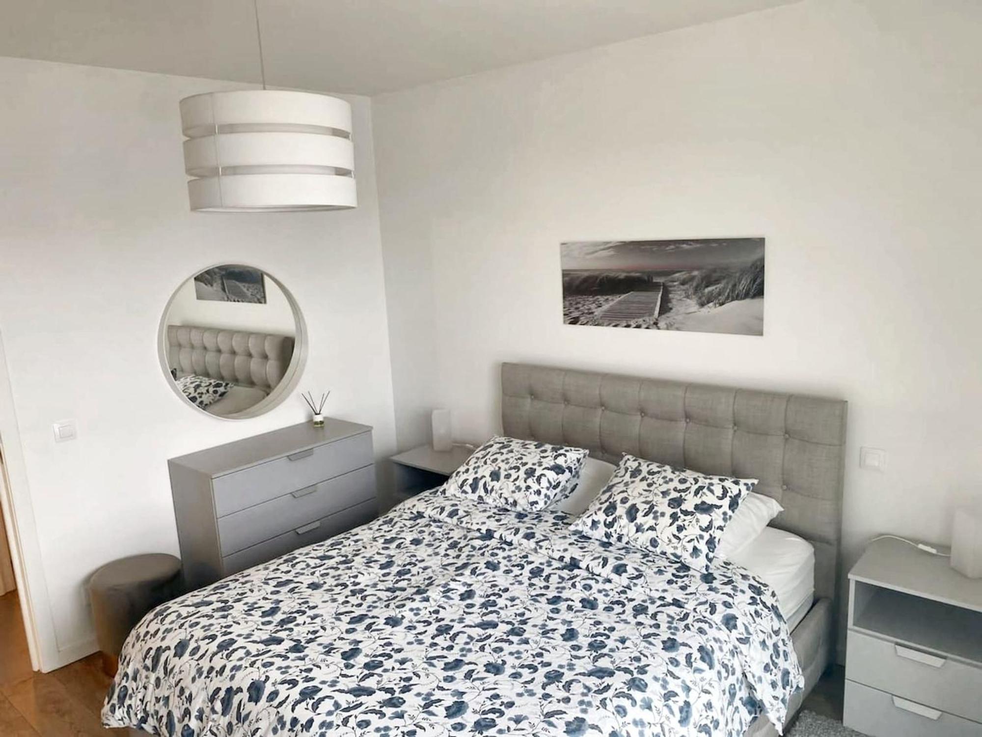 Modern Apartment In Cureghem Anderlecht 134 M² + Terrace Brussels Ngoại thất bức ảnh